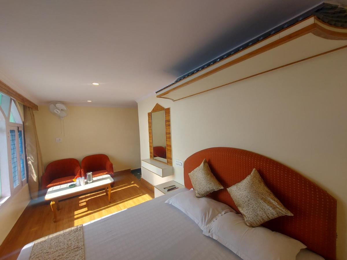 Brightland Hotel ชิมลา ภายนอก รูปภาพ